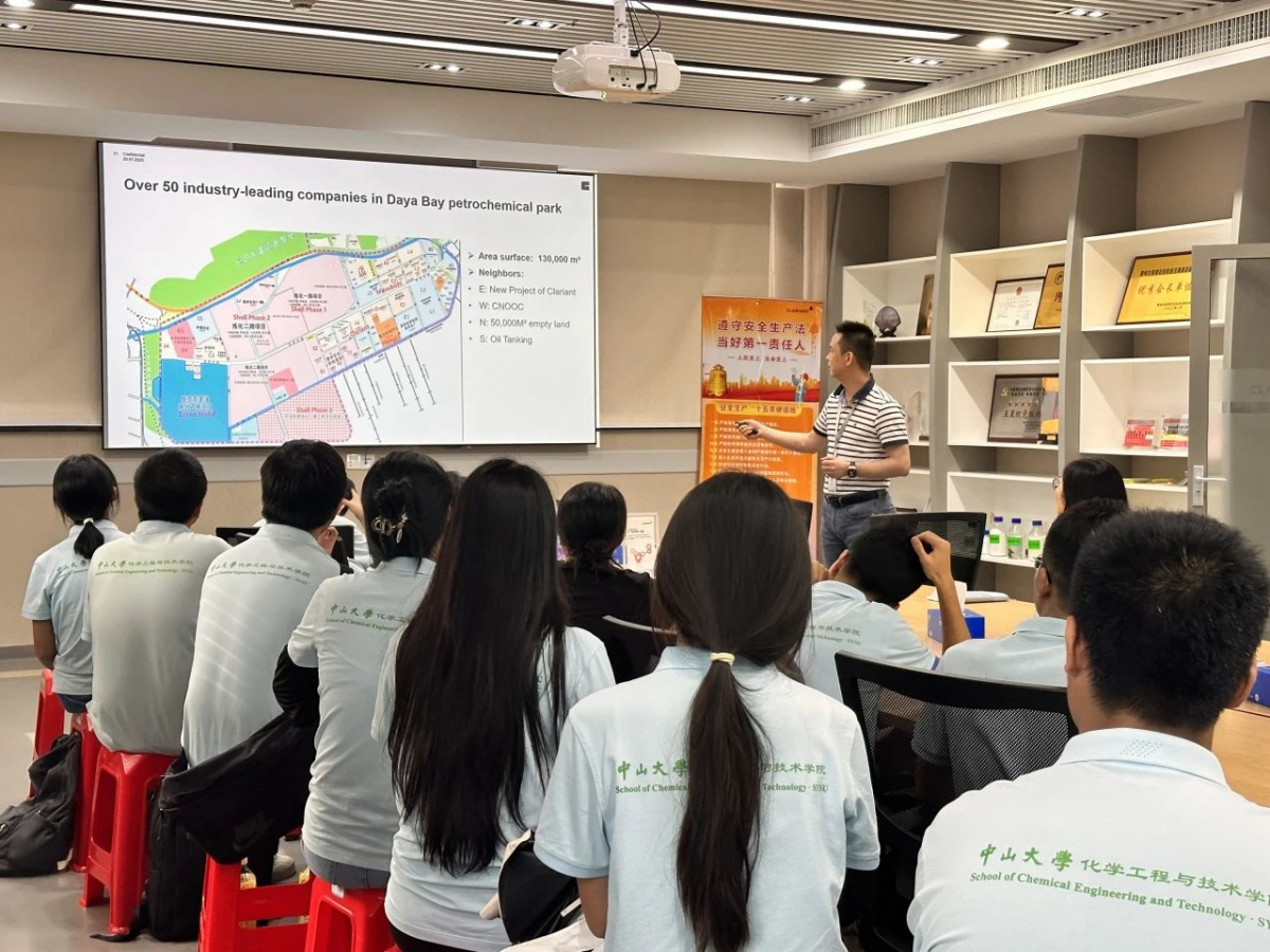 7c3ecb97c5d603138d49f857e852e18f